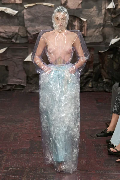 Look 2